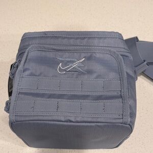 Nike blue /gray lunch tote